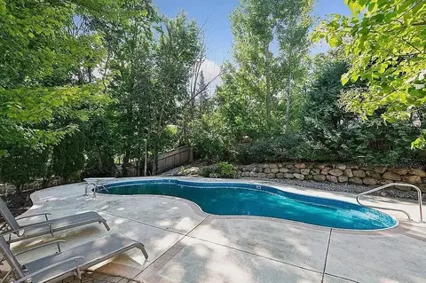 Exterior - 20590 Linden Rd, Deephaven, MN 55331 photo 3 of 13