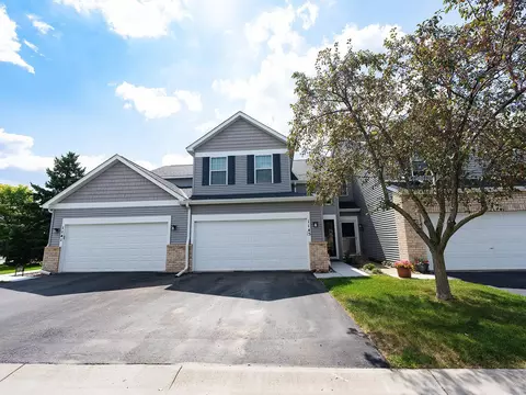 1143 Bergmann Dr, Stillwater, MN 55082