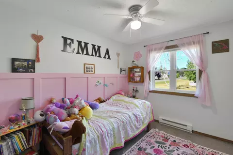 Bedroom - 509 4th St E, Horace, ND 58047 photo 3 of 5