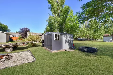 Exterior - 509 4th St E, Horace, ND 58047 photo 9 of 11