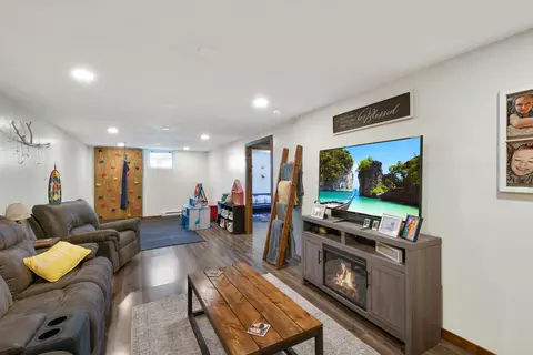 Living - 509 4th St E, Horace, ND 58047 photo 4 of 5