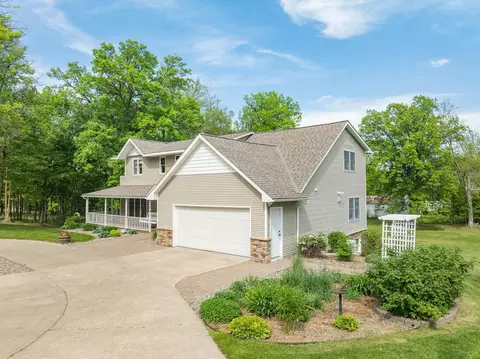 23259 Lampi Rd, Cohasset, MN 55721