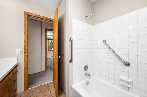 Bath - 5400 Three Points Blvd #326, Mound, MN 55364 photo 2 of 2