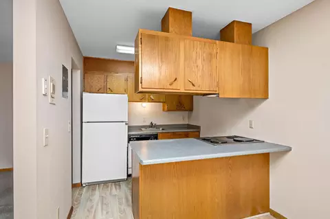 Kitchen - 5400 Three Points Blvd #326, Mound, MN 55364 photo 1 of 3