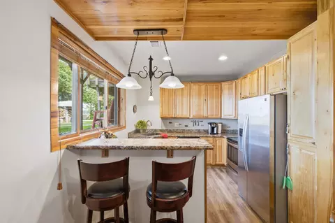 Kitchen - 15092 Ninebark Dr, Baxter, MN 56425 photo 4 of 4