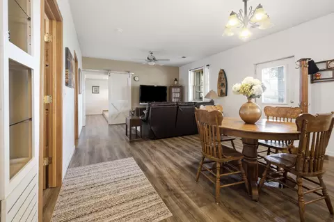 Dining - 15092 Ninebark Dr, Baxter, MN 56425 photo 4 of 5