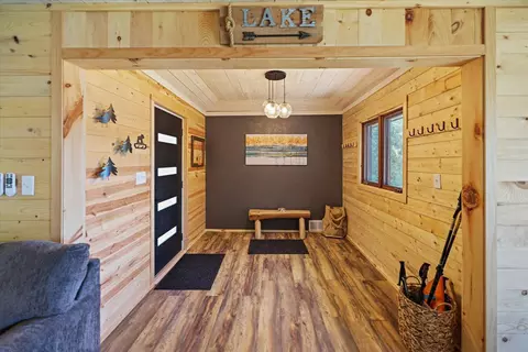 Entry Way - 1756 Grant Mcmahan Blvd, Ely, MN 55731 photo 2 of 4