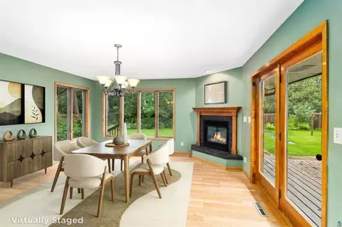 Dining - 703 Ebony Ave, Duluth, MN 55811 photo 1 of 2