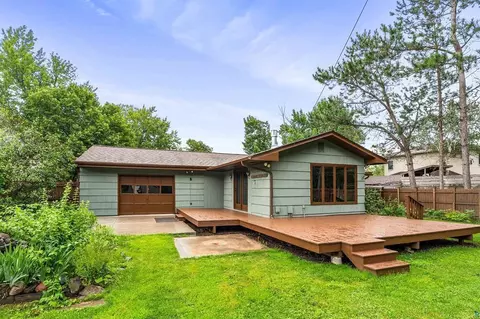 Exterior - 703 Ebony Ave, Duluth, MN 55811 photo 3 of 9