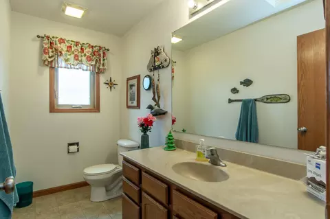 Bath - 1900 White Cloud Dr E, Isle, MN 56342 photo 1 of 3