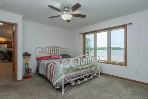 Bedroom - 1900 White Cloud Dr E, Isle, MN 56342 photo 2 of 7