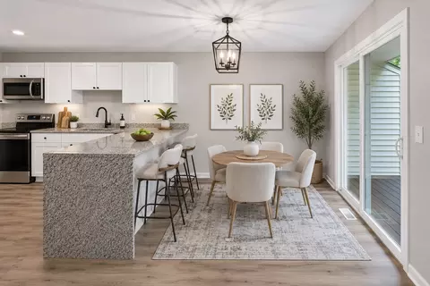 7956 Charles Way, Inver Grove Heights, MN 55076