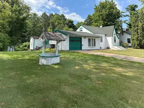 Exterior - 319 Pine St S, Onamia, MN 56359 photo 2 of 9