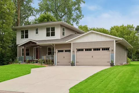 2551 15th St NW, New Brighton, MN 55112