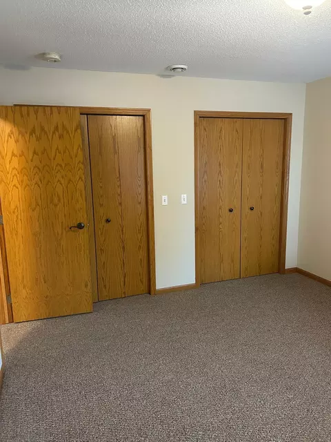 Bedroom - 3310 Eagle Ridge Dr W, Willmar, MN 56201 photo 4 of 4