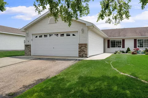 173 Cedar Cove Ln, Owatonna, MN 55060