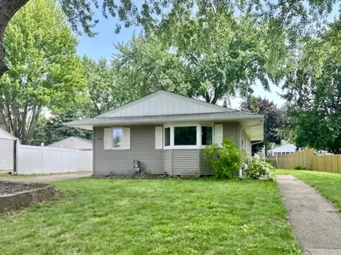 726 22nd Ave N, South Saint Paul, MN 55075