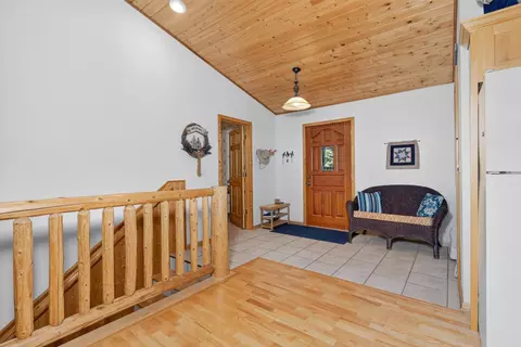 Entry Way - 39343 Cedar Heights Rd, Bigfork, MN 56628 photo 2 of 4