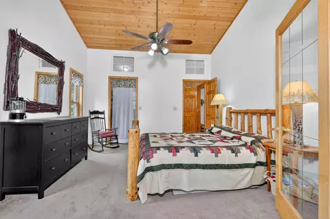 Bedroom - 39343 Cedar Heights Rd, Bigfork, MN 56628 photo 1 of 5