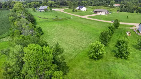 108 Th 108th Cir, Glencoe, MN 55336 photo 5