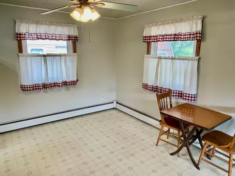 Dining - 604 22nd Ave NW, Austin, MN 55912 photo 1 of 1