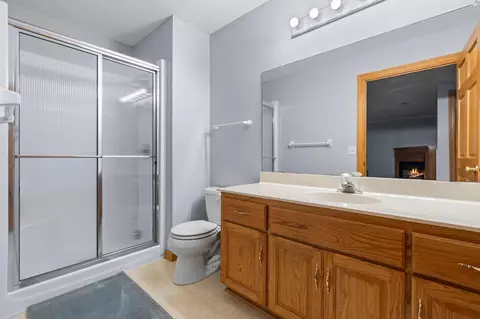 Bath - 8501 124th Ln N, Champlin, MN 55316 photo 5 of 5