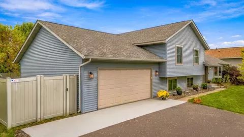 409 Smith Ave, Osceola, WI 54020
