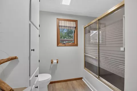 Bath - 44547 451st St, Perham, MN 56573 photo 4 of 4