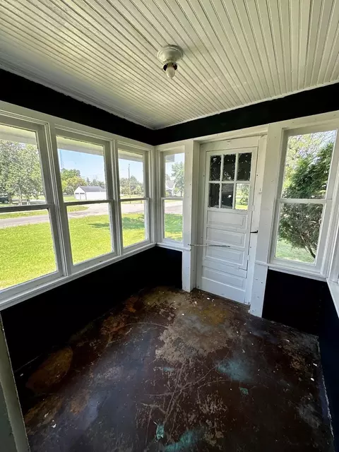 Exterior - 112 Cass St E, Dumont, MN 56236 photo 4 of 6