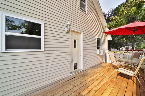 Exterior - 1015 13th Ave NE, Brainerd, MN 56401 photo 4 of 9