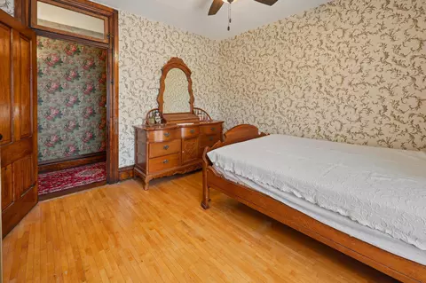 Bedroom - 327 4th Ave S, Saint Cloud, MN 56301 photo 5 of 9