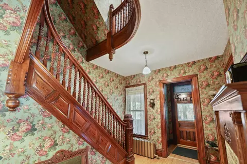 Entry Way - 327 4th Ave S, Saint Cloud, MN 56301 photo 13 of 14