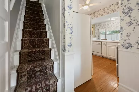 Entry Way - 327 4th Ave S, Saint Cloud, MN 56301 photo 3 of 14