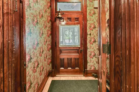 Entry Way - 327 4th Ave S, Saint Cloud, MN 56301 photo 6 of 14