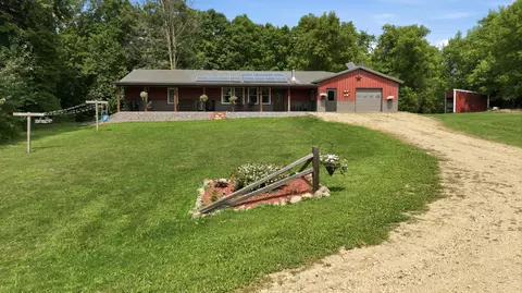 67 1 12 St, Clear Lake, WI 54005