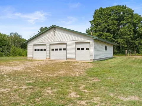Exterior - 1066 8th Ave NE, Pine River, MN 56474 photo 1 of 9