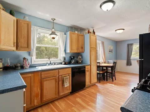Kitchen - 1066 8th Ave NE, Pine River, MN 56474 photo 1 of 2