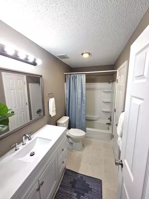 Bath - 13316 Valley Forge Ln N, Champlin, MN 55316 photo 1 of 2