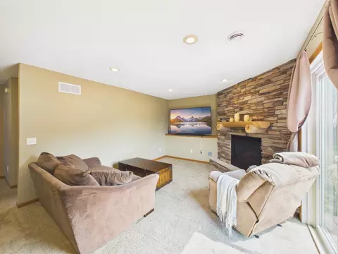 Living - 4728 4th Street Loop NE, Saint Cloud, MN 56304 photo 4 of 7