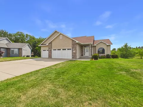 Exterior - 4728 4th Street Loop NE, Saint Cloud, MN 56304 photo 12 of 13