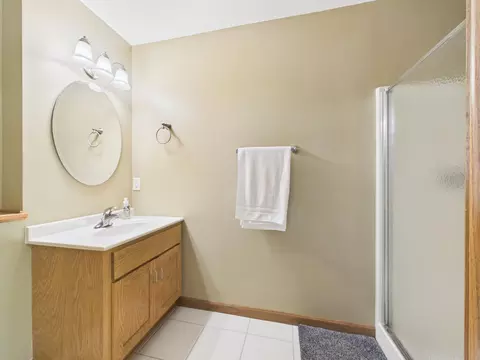 Bath - 4728 4th Street Loop NE, Saint Cloud, MN 56304 photo 4 of 4