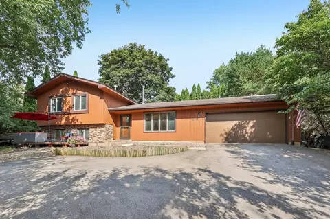 4311 Williston Rd, Minnetonka, MN 55345