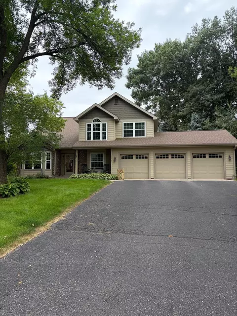 13547 Essex Ct, Eden Prairie, MN 55347