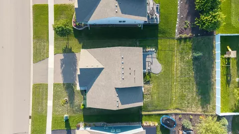7737 205th St W, Lakeville, MN 55044