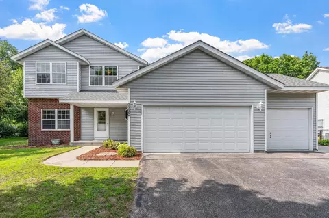 9290 Creek Way, Savage, MN 55378