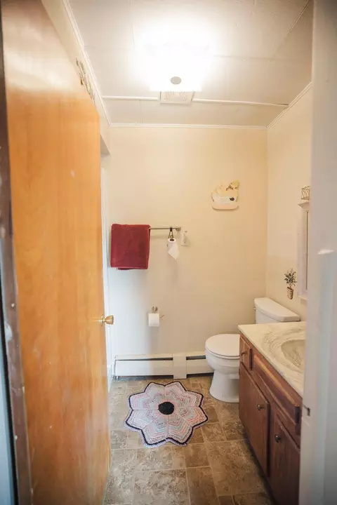 Bath - 511 W 11th St, Morris, MN 56267 photo 3 of 3