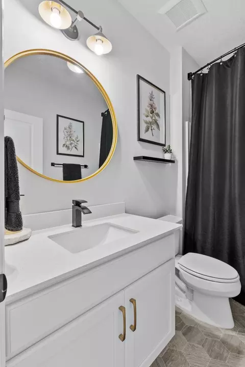 Bath - 8025 Walnut Ln, Corcoran, MN 55340 photo 5 of 5