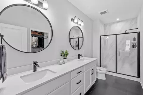 Bath - 8025 Walnut Ln, Corcoran, MN 55340 photo 1 of 5