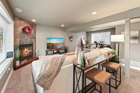 Living - 2601 42nd Ave S, Saint Cloud, MN 56301 photo 7 of 12