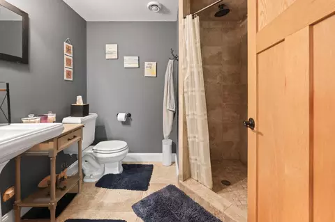 Bath - 2601 42nd Ave S, Saint Cloud, MN 56301 photo 4 of 5